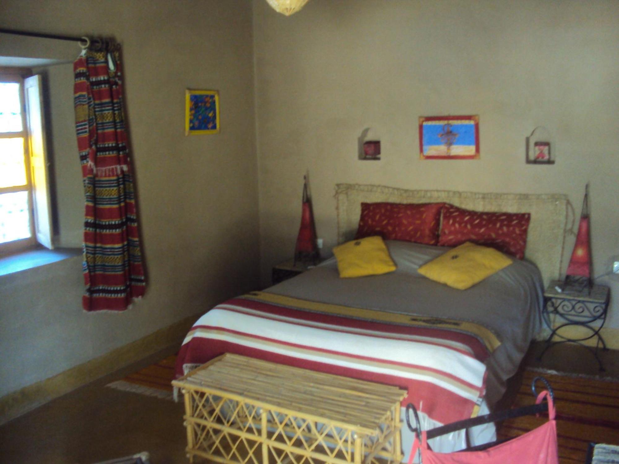 Dar Lorkam Bed & Breakfast Skoura Phòng bức ảnh