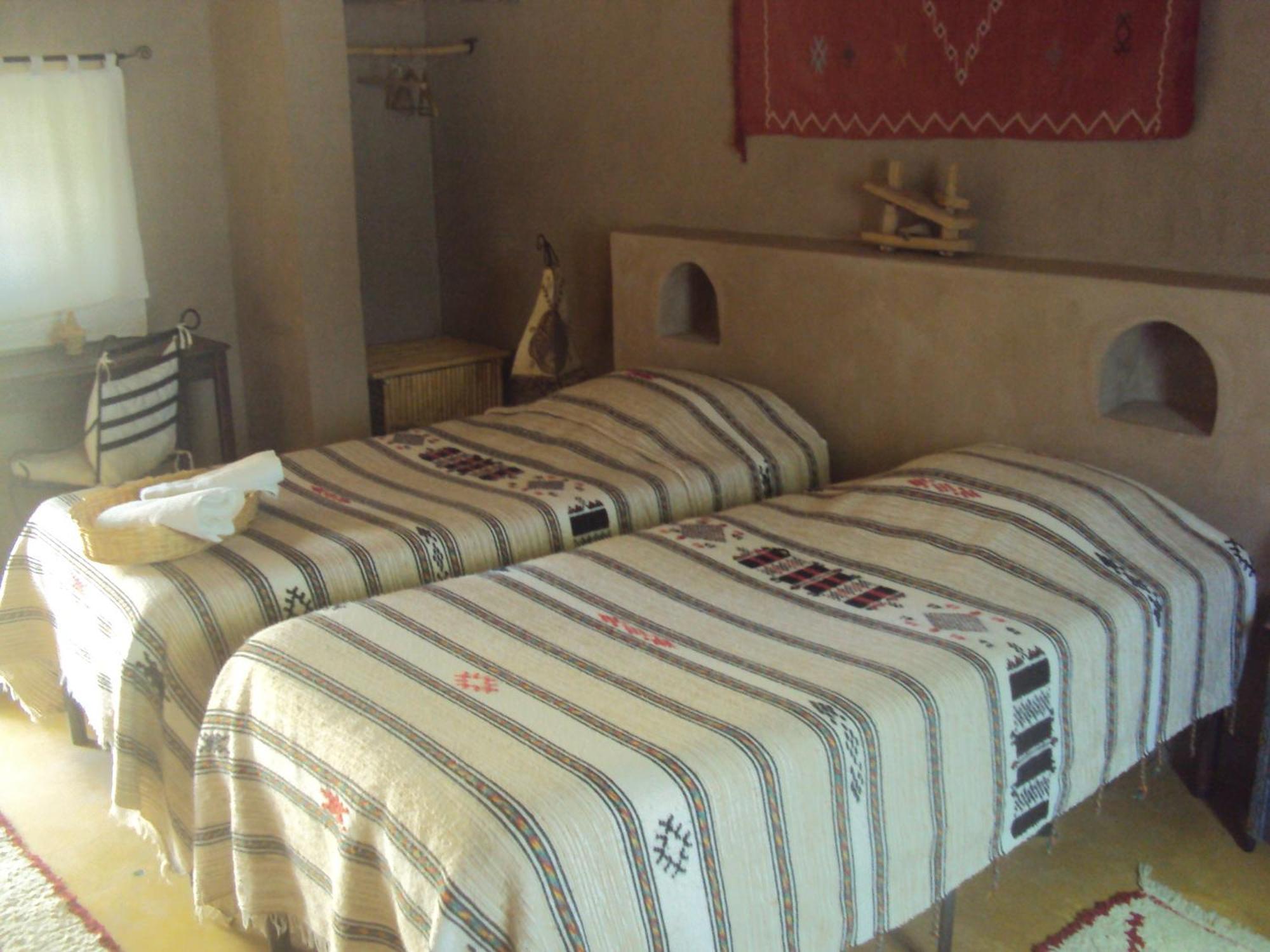 Dar Lorkam Bed & Breakfast Skoura Phòng bức ảnh